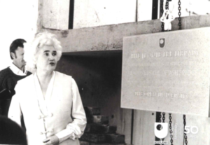 Jennie Lee with Open University foundation stone